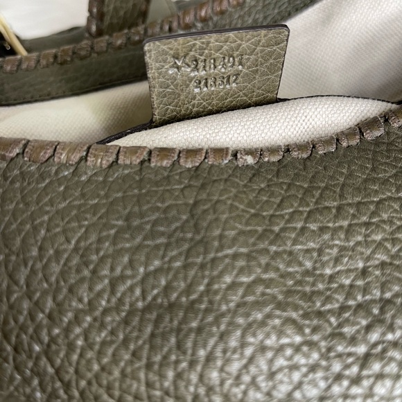 💯Authentic Gucci Jackie Large Olive Green Leather Bag. - Picture 12 of 16
